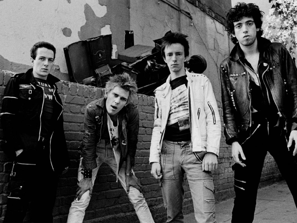 THE CLASH : THE GUNS OF BRIXTON [1979] - OANNES