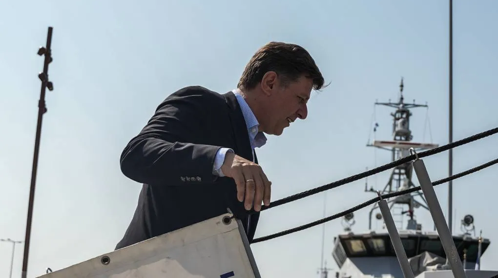 Η ΑΝΤΙΚΑΤΑΣΤΑΣΗ ΤΟΥ ΜΙΛΤΙΑΔΗ ΒΑΡΒΙΤΣΙΩΤΗ